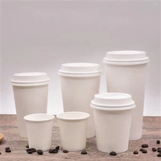 Hvítir einnota kaffibolla